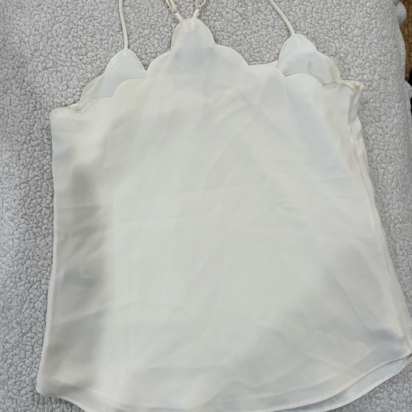 J.Crew scalloped tank off white, Size 0. Great condition double layered - Picture 2 of 2